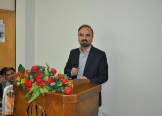 رعایت مسائل ایمنی یک اصل و ارزش فرهنگی است رعایت مسائل ایمنی یک اصل و ارزش فرهنگی است
