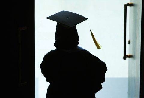 نرخ بیکاری فارغ‌التحصیلان آموزش عالی بیش از ۴۰ درصد است