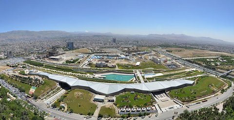 گشتی در باغ موزه دفاع مقدس در تهران