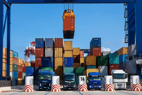 تدوین بسته یک میلیارد یورویی برای حمایت از صادرات غیرنفتی