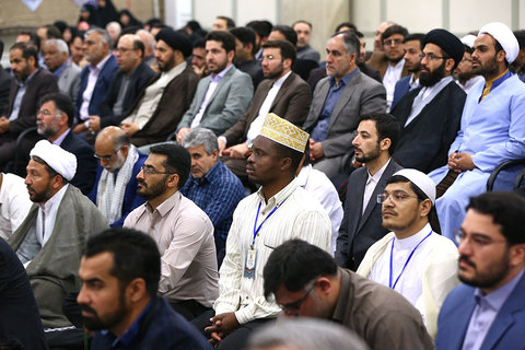 دیدار شرکت‌کنندگان در مسابقات بین‌المللی قرآن