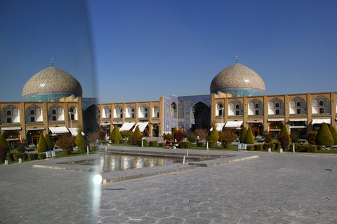 اصفهان در قاب اینه