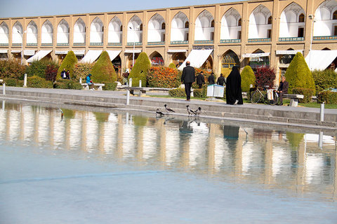 اصفهان در قاب اینه