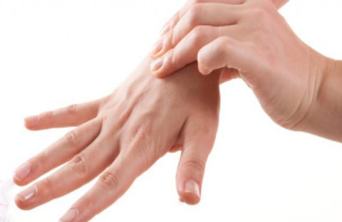 درد و خواب گرفتگی شبانه بازو و انگشتان دست را جدی بگیرید
