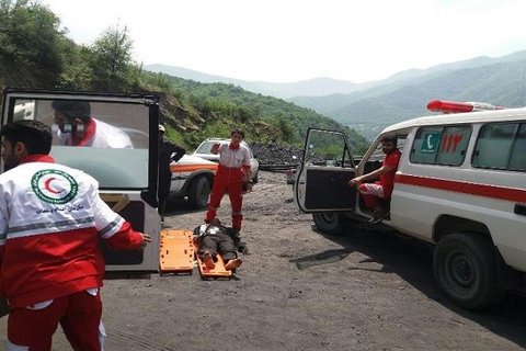 امدادررسانی۲۳ تیم عملیاتی هلال احمر به ۳۹ نفر آسیب دیده 