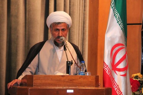 مشکلات سیستم اداری و بوروکراسی مهمترین مانع فضای کسب و کار در لنجان