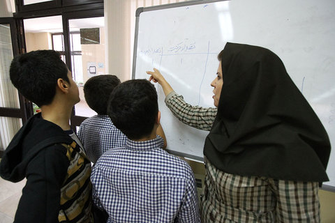 بزرگترین رقابت علمی جهان اسلام در استان اصفهان