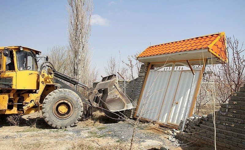 تخریب ۲ هکتار از ویلاهای اعیانی غیرمجاز پایتخت
