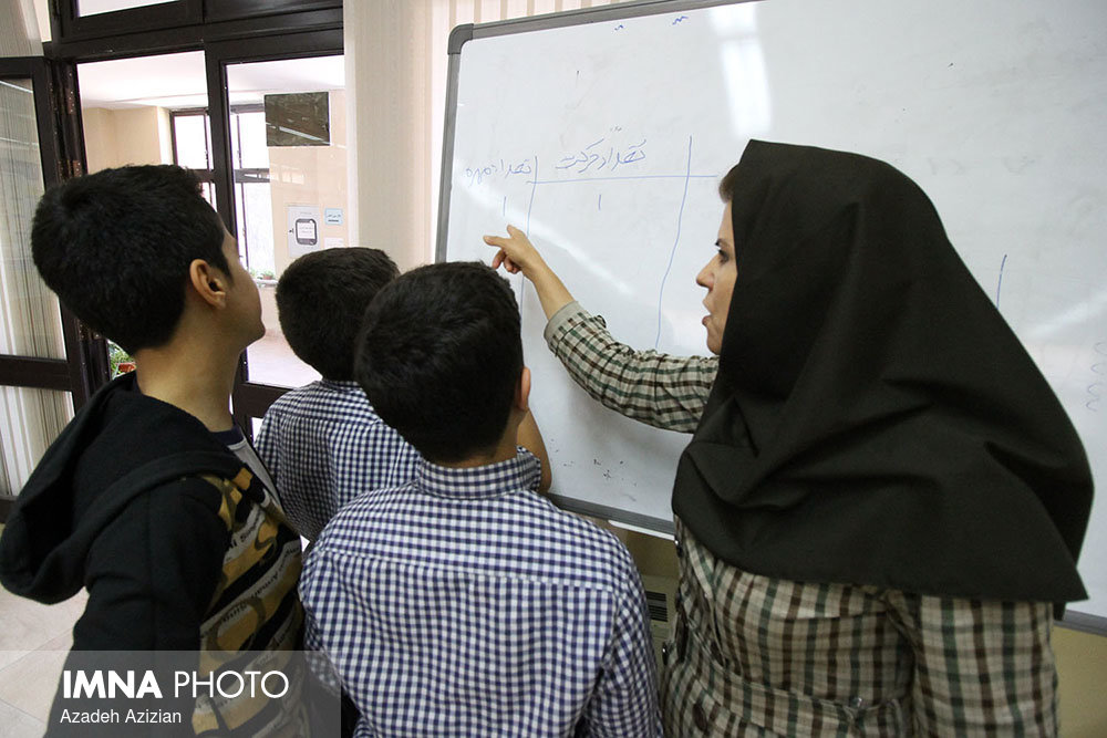 بزرگترین رقابت علمی جهان اسلام در استان اصفهان