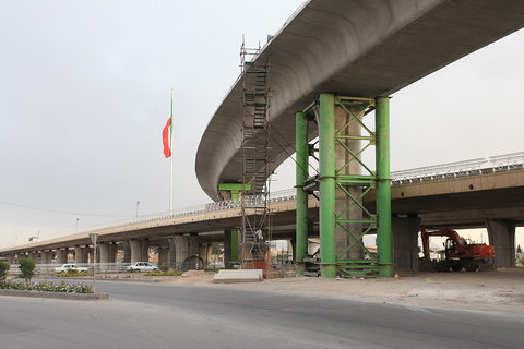  پل روگذر قطارشهری در محدوده میدان استقلال ظرف ۴۰ روز آینده تکمیل می شود
