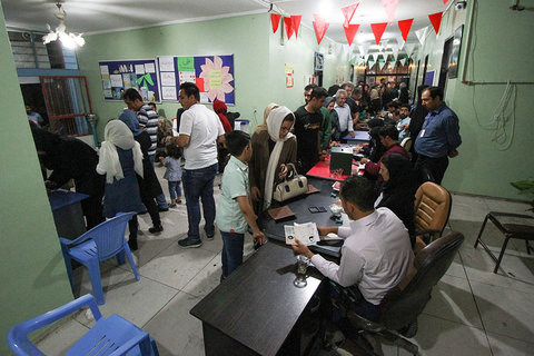حضور مردم در ساعات پایانی اخذ رای 