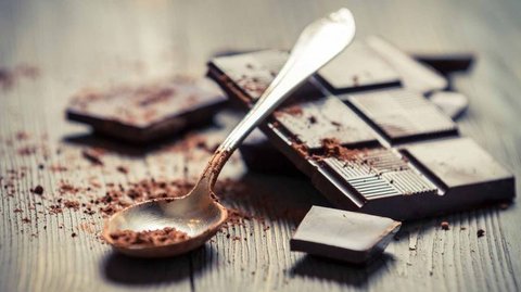 کاهش افسردگی با شکلات تلخ