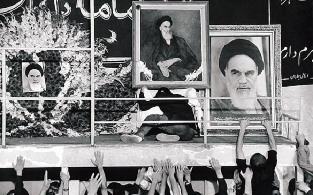 رهایی نظام از جریان قائم مقامی بزرگترین اصلاح امام(ره) در انقلاب بود