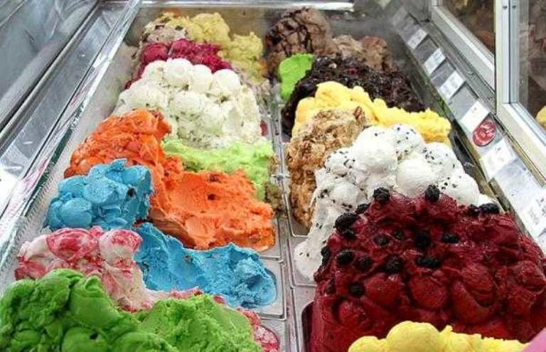 مصرف بستنی‌های فله و غیرپاستوریزه، عامل انتقال کرونا