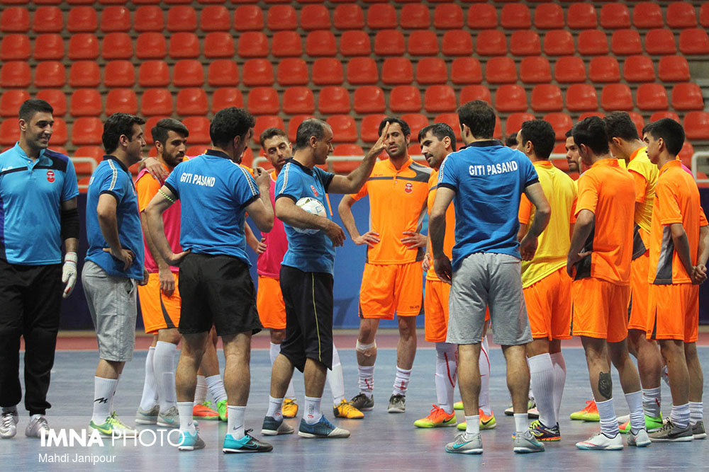تمرین و آماده سازی تیم فوتسال گیتی پسند برای مسابقات جام باشگاه های آسیا