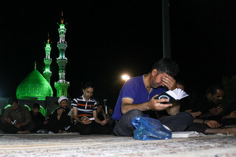 مراسم احیاء شب ۱۹ ماه مبارک رمضان - امام زاده سید محمد خمینی شهر 