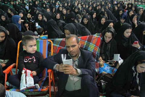 مراسم احیاء شب ۱۹ ماه مبارک رمضان-امام زاده اسحاق خوراسگان