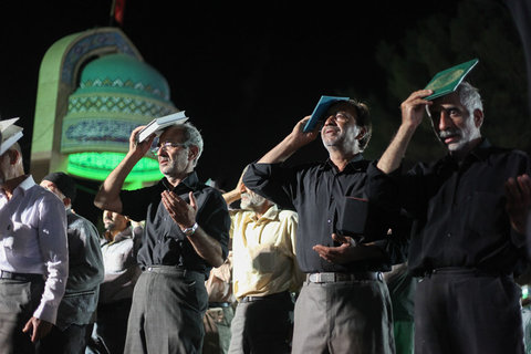 مراسم احیاء شب ۲۱ ماه مبارک رمضان-گلستان شهدای نجف آباد