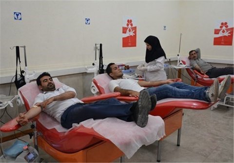اهدای ۱۴۵۰ واحد خون از سوی شهروندان اصفهانی برای کمک به زلزله زدگان غرب کشور