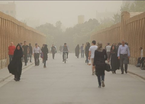 جهت گیری برنامه اصفهان ۱۴۰۰ کاهش آلاینده ها در کلانشهر اصفهان است