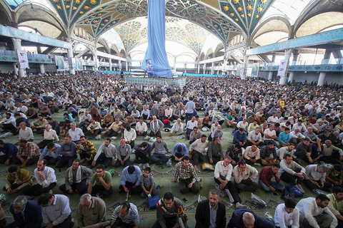 نماز عبادی سیاسی جمعه اصفهان همزمان با راهپیمایی روز قدس در مصلای بزرگ امام خمینی (ره)