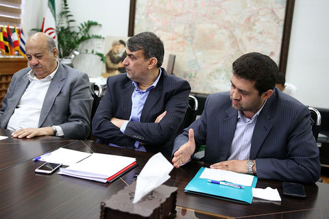 نشست شورای سازمان میادین میوه و تره بار و ساماندهی مشاغل شهری شهرداری اصفهان