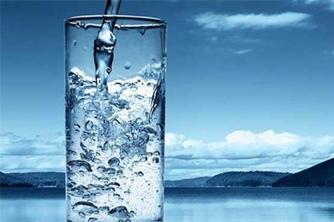 میان عرضه و تقاضا آب شرب اصفهان تعادل نیست/ بد مصرفی نکنید