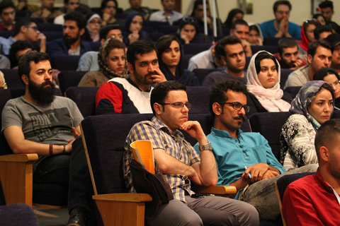 کارگاه فیلم سازی با حضور  شهرام مکری کارگردان فیلم تحسین شده ماهی و گربه