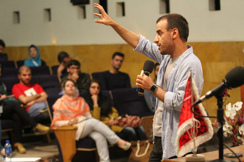 کارگاه فیلم سازی با حضور  شهرام مکری کارگردان فیلم تحسین شده ماهی و گربه