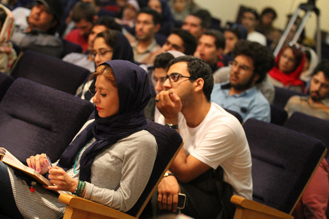 کارگاه فیلم سازی با حضور  شهرام مکری کارگردان فیلم تحسین شده ماهی و گربه