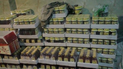 کشف ۷۰۰ کیلوگرم عسل تقلبی در فریدن