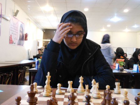 Iranian female chess player wins west Asian champs
