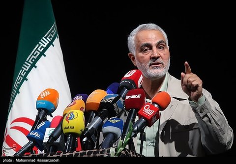 وزارت دفاع ایران سه شیفته برای عراق سلاح تولید کرد/برخی مشکلات با دیپلماسی حل نمی شود