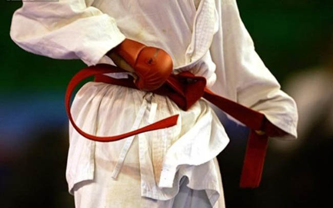 اعزام بانوان کاراته کار برخواری به مسابقات بین المللی