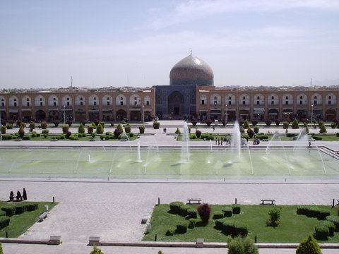 احیا دولتخانه صفویه به توسعه گردشگری کمک می کند