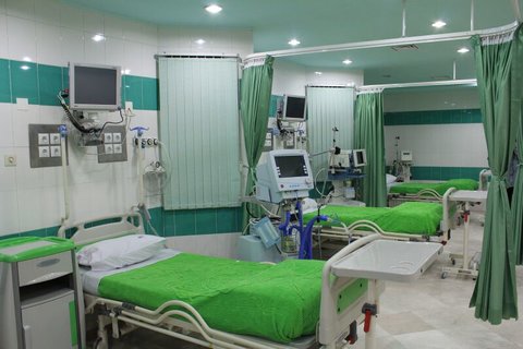 زلزله به بیمارستان "افضلی پور" کرمان خسارت وارد نکرد/ اضافه شدن ۵۰ تخت برای درمان مصدومان