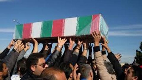 ۴ شهید گمنام در استان کرمانشاه تشییع و خاکسپاری شدند