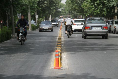 طرح ساماندهی ترافیکی خیابان احمدآباد در دستور کار است