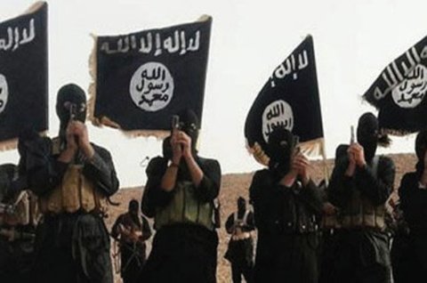 انتشار ویدیوی جدید داعش علیه ایران/داعش اسلحه خود را به سمت ایران نشانه رفته است