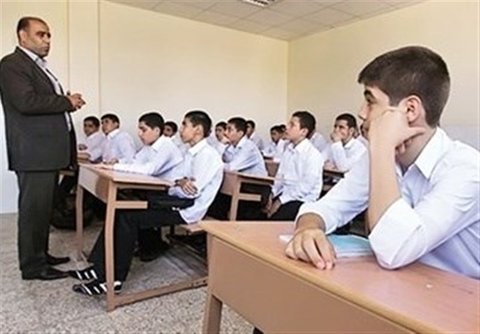 بررسی اصلاح آئین‌نامه تعیین تکلیف استخدامی معلمان حق‌التدریس و آموزشیاران سوادآموزی
