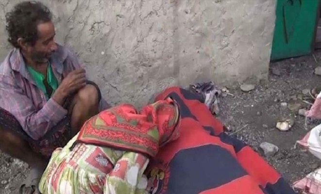 شهادت ۲۲ یمنی در حمله جنگنده‌های سعودی به مرکز آوارگان در تعز /تصاویر 16+