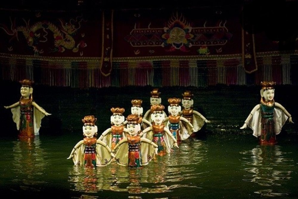 اجرای نمایش «عروسکی آبی» توسط هنرمندان ویتنام در تالار هنر