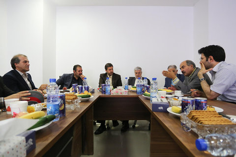 بازدید شهردار و عضو شورای شهر اصفهان از روند ساخت و تکمیل پروژه مترو-ایستگاه میدان آزادی