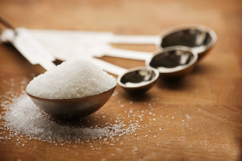 برای جلوگیری از گرمازدگی نمک بخورید