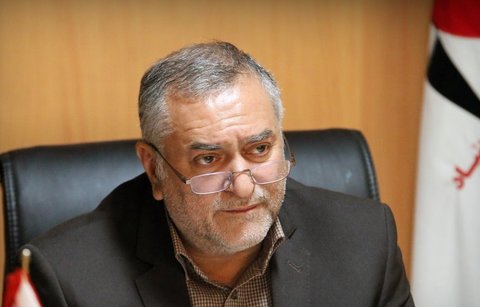 وکیلی: یکسان سازی قبور شهدا در اصفهان انجام نشده است