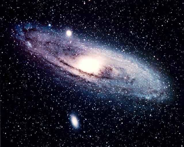 کشف بزرگترین ابرخوشه کهکشانی / در فاصله ۴ میلیارد سال نوری زمین قرار دارد