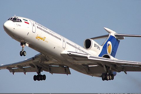 مسافران تهران-شیراز با هواپیمای جایگزین فرودگاه اصفهان را ترک کردند