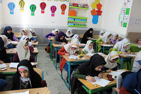 نظارت ۱۰۰ درصد بر فرآیند ثبت‌نام تمام مدارس استان اصفهان