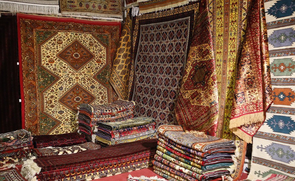 صادرات فرش دستباف اصفهان نباید ۲۵ درصد کاهش یابد