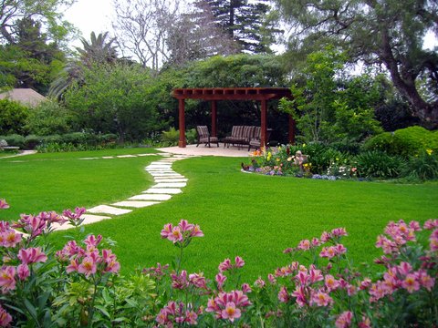 توسعه هدفمند باغ ها و بوستان های شهر در دستور کار است